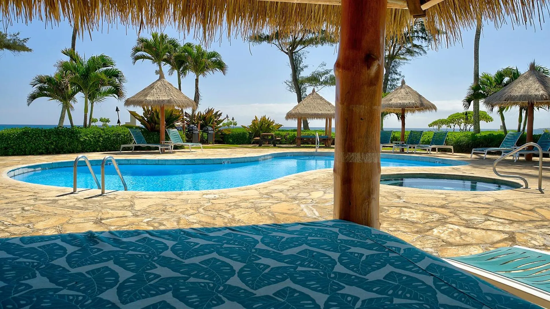 Appartamento Seaview At The Islander On The Beach Oceanview Studio 201 Kapa'a Stati Uniti